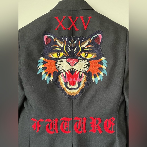 Gucci Other - AUTHENTUIC NEW GUCCI men’s suite blazer Cat embroider size 46